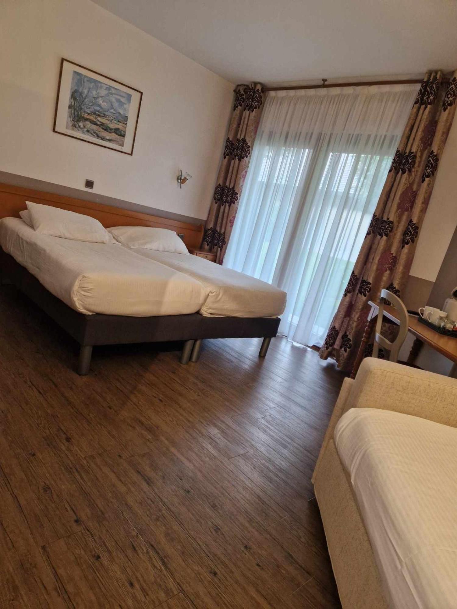 Sure Hotel By Best Western Saint-Quentin Ouest Holnon Exterior foto