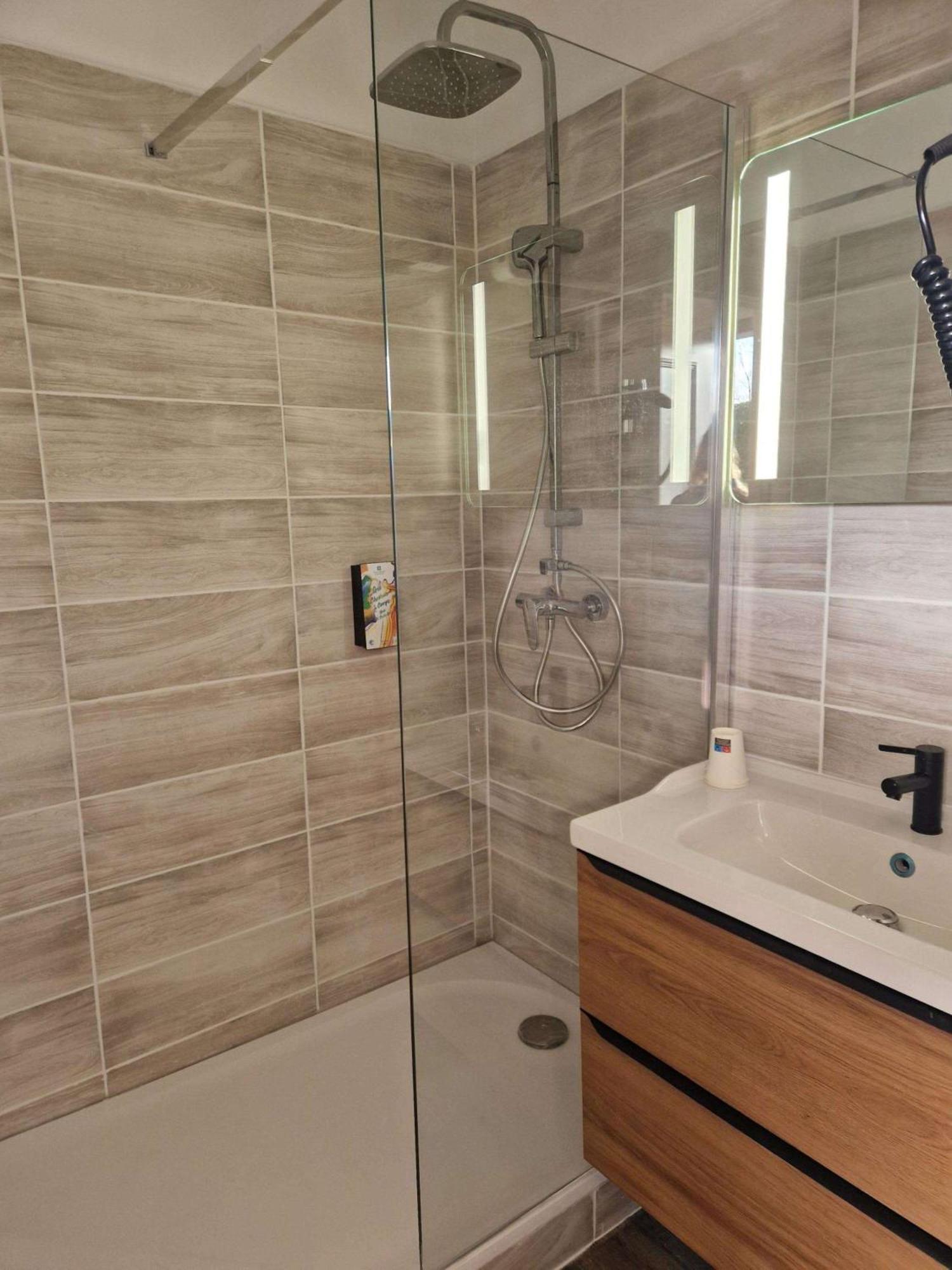 Sure Hotel By Best Western Saint-Quentin Ouest Holnon Exterior foto